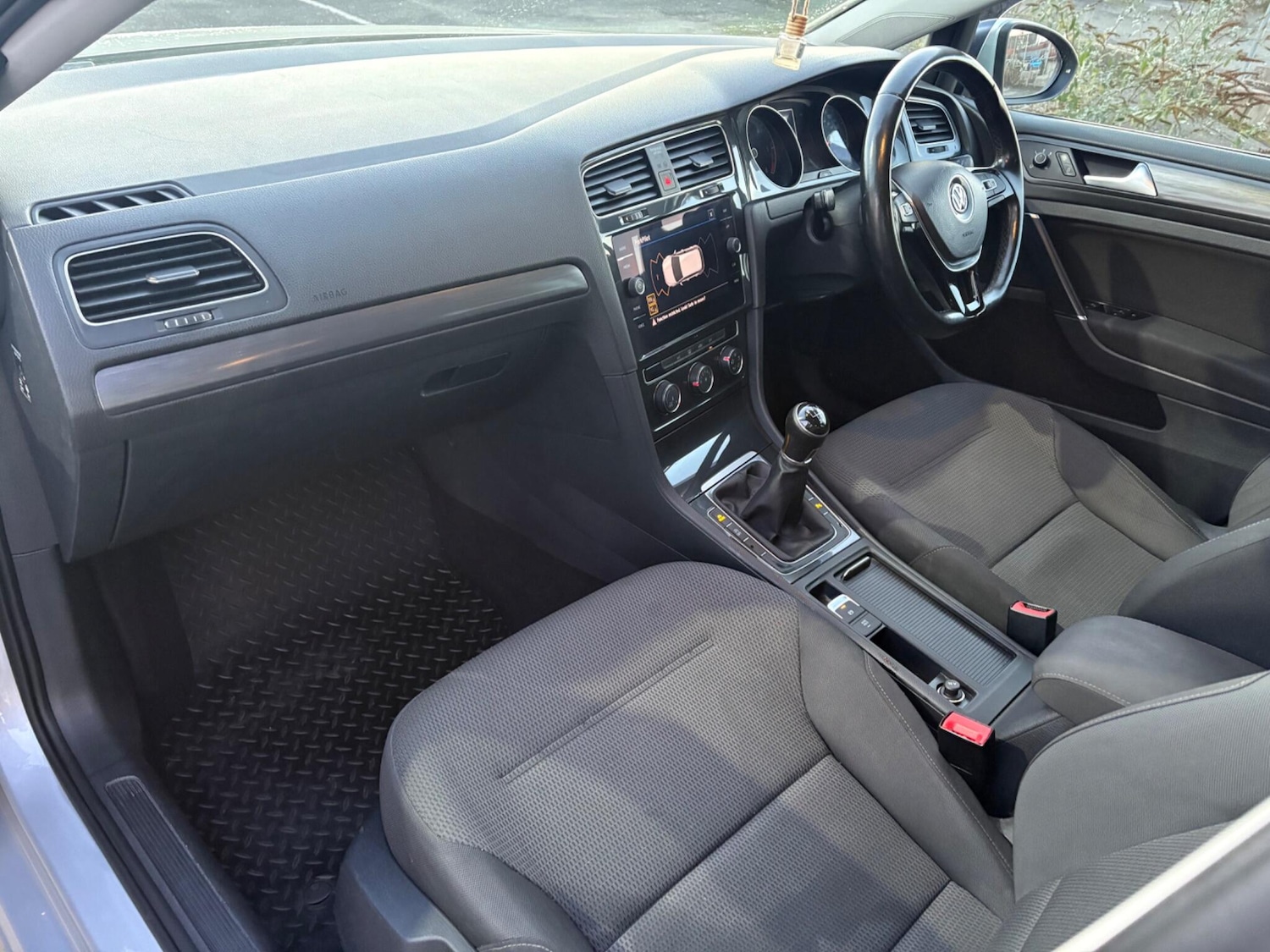 Used Volkswagen Golf 2019 for sale - 77109665: Photo 16