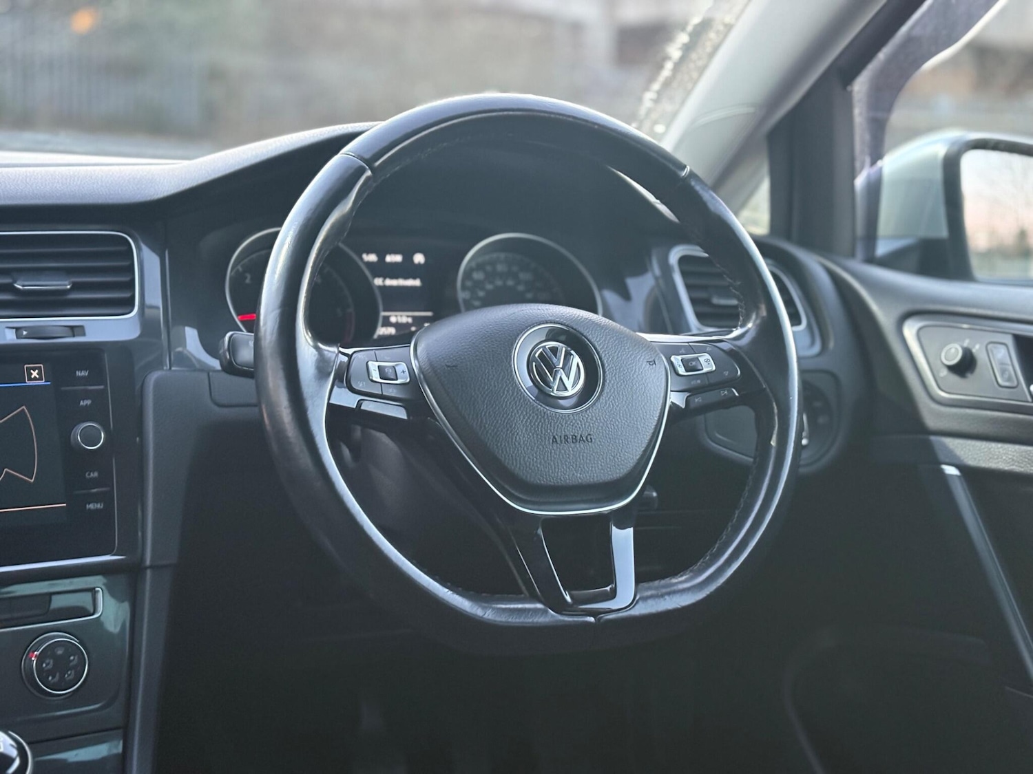 Used Volkswagen Golf 2019 for sale - 77109665: Photo 28