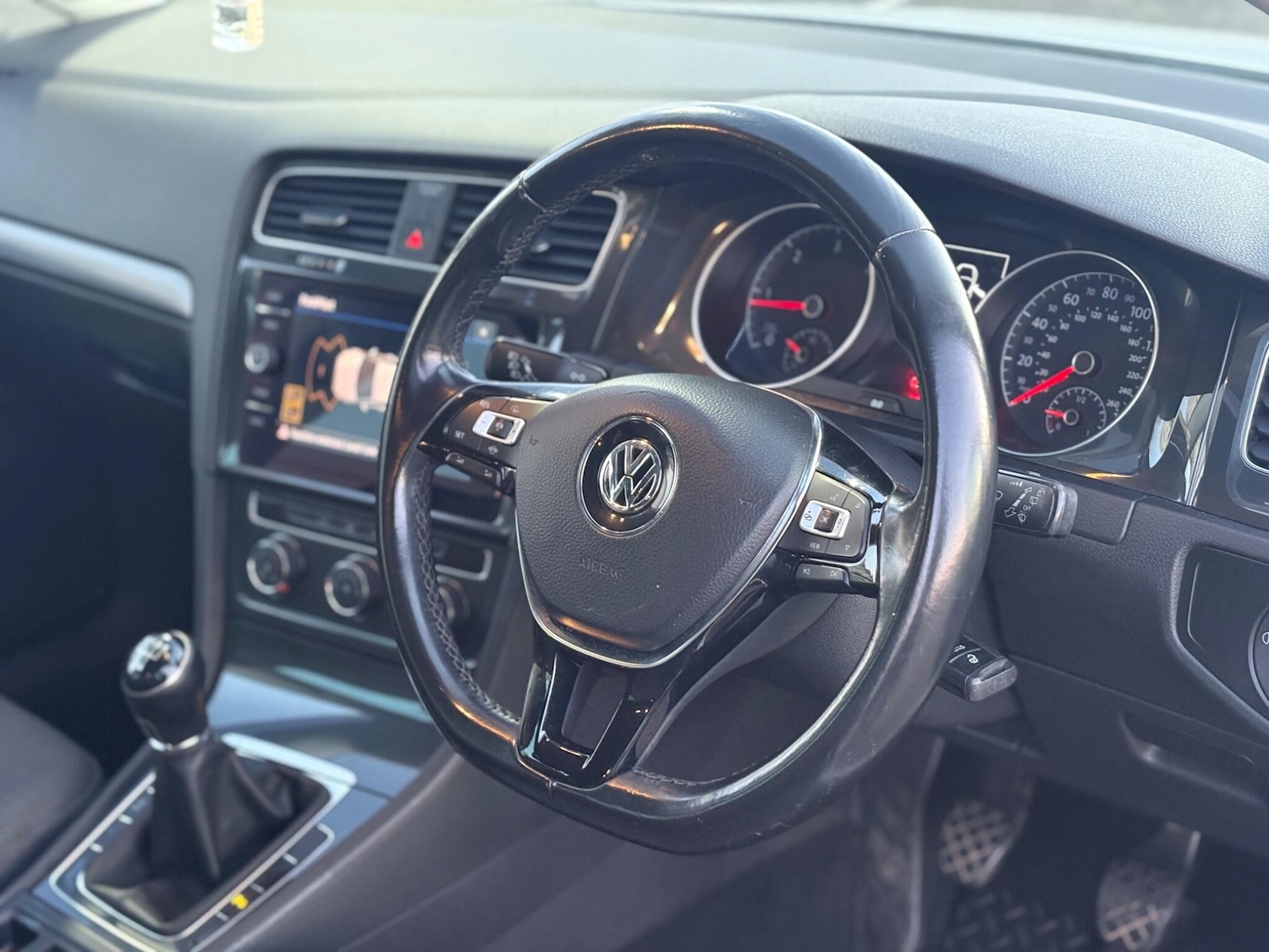 Used Volkswagen Golf 2019 for sale - 77109665: Photo 3
