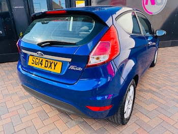 Used Ford Fiesta 2014 for sale - 79864801: Photo