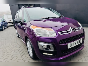 Used Citroen C3 Picasso 2017 for sale - 77337727: Photo