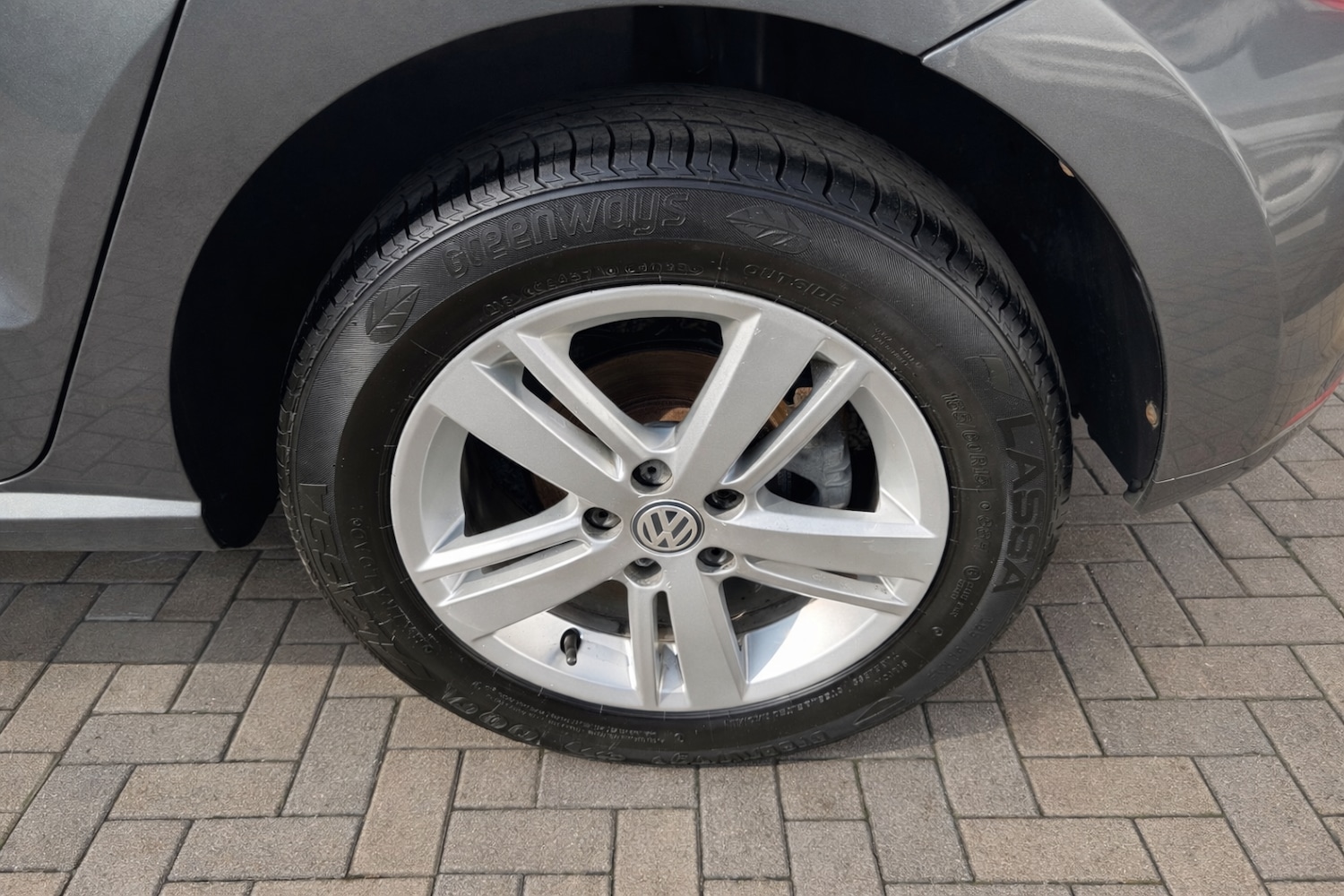 Used Volkswagen Polo 2017 for sale - 77790379: Photo 5