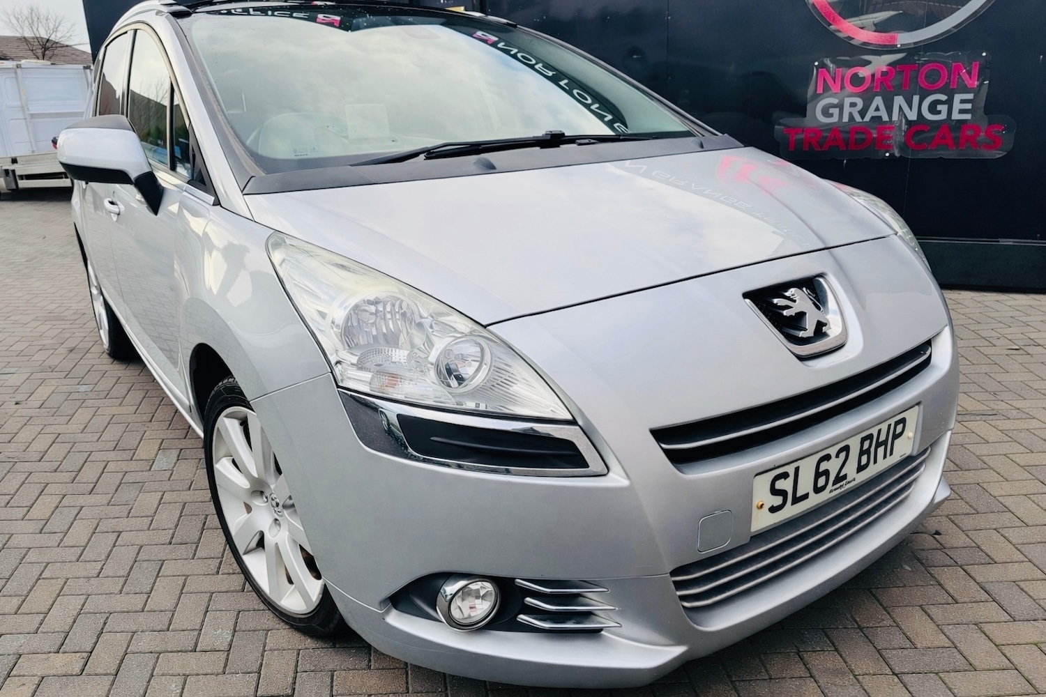 Used Peugeot 5008 2012 for sale - 77335632: Photo 14