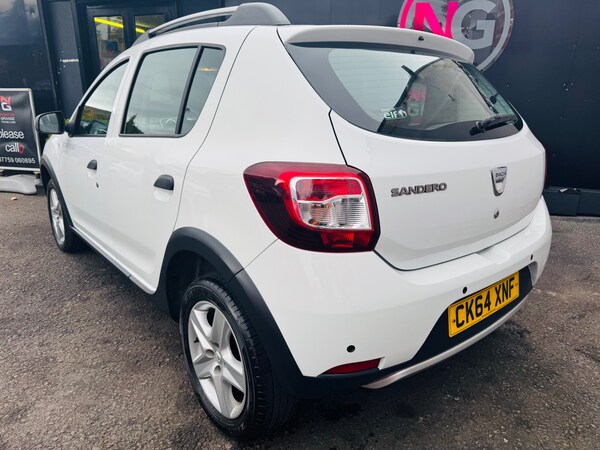 Used Dacia Sandero Stepway 2014 for sale - 76195904: Photo 3