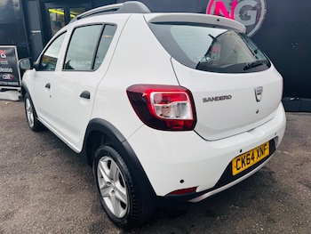 Used Dacia Sandero Stepway 2014 for sale - 76195904: Photo 3