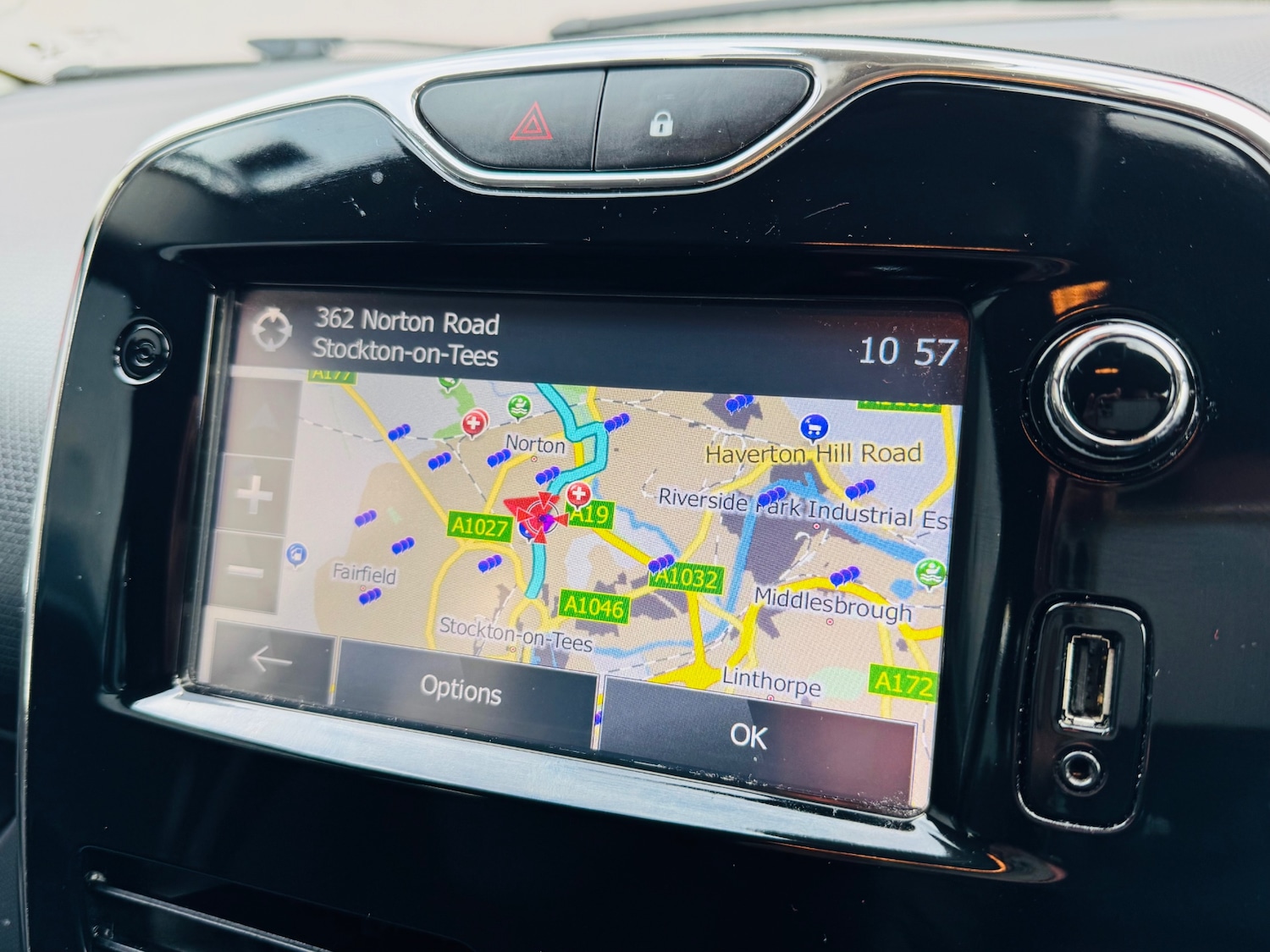 Used Renault Clio 2014 for sale - 76436457: Photo 3