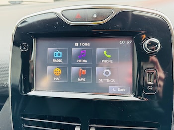 Used Renault Clio 2014 for sale - 76436457: Photo