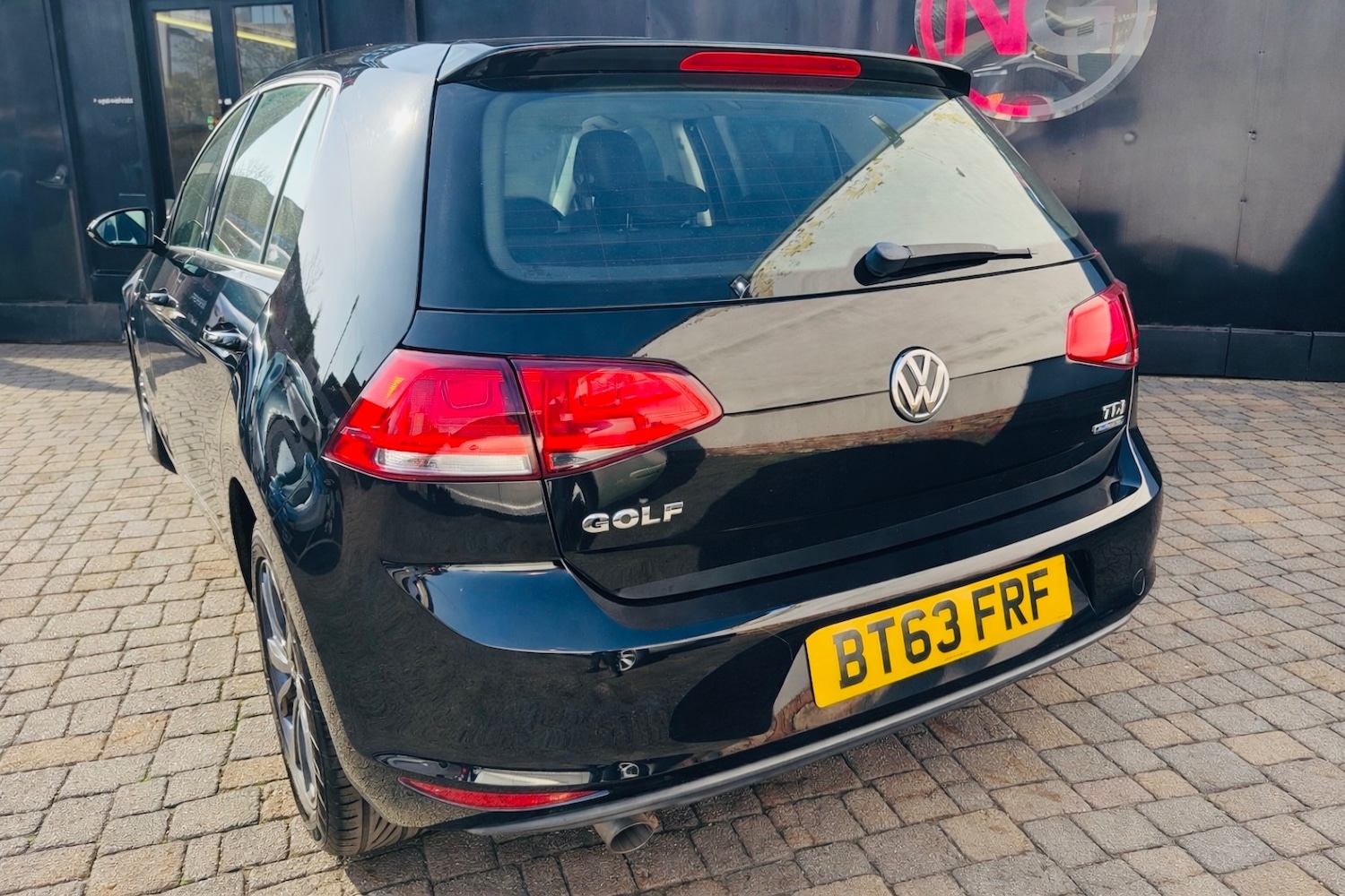 Used Volkswagen Golf 2014 for sale - 77677486: Photo 8