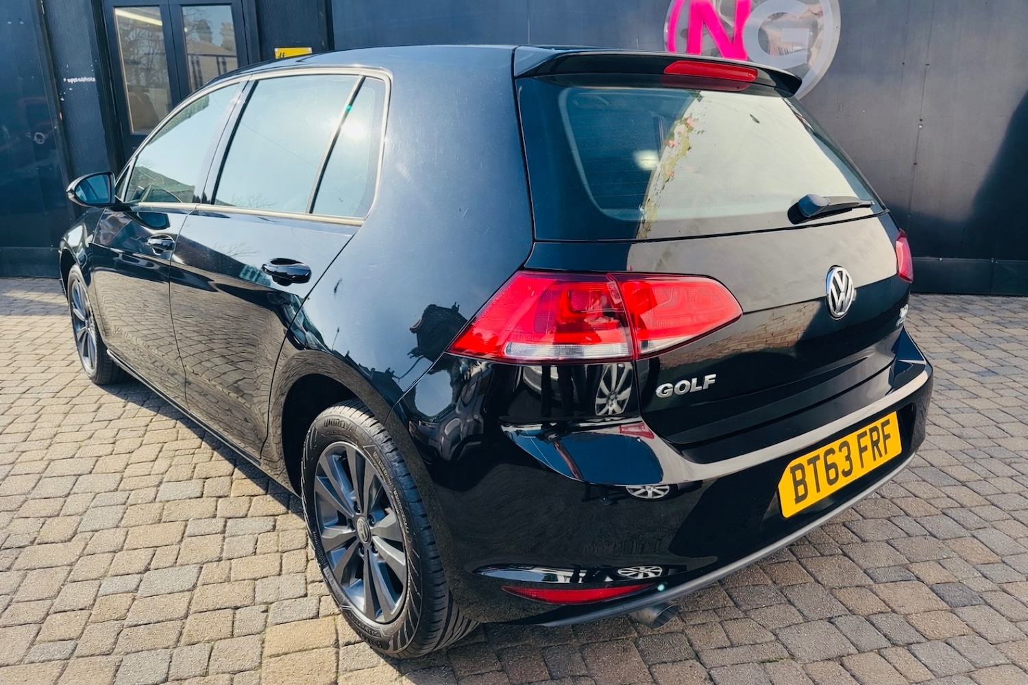 Used Volkswagen Golf 2014 for sale - 77677486: Photo 9