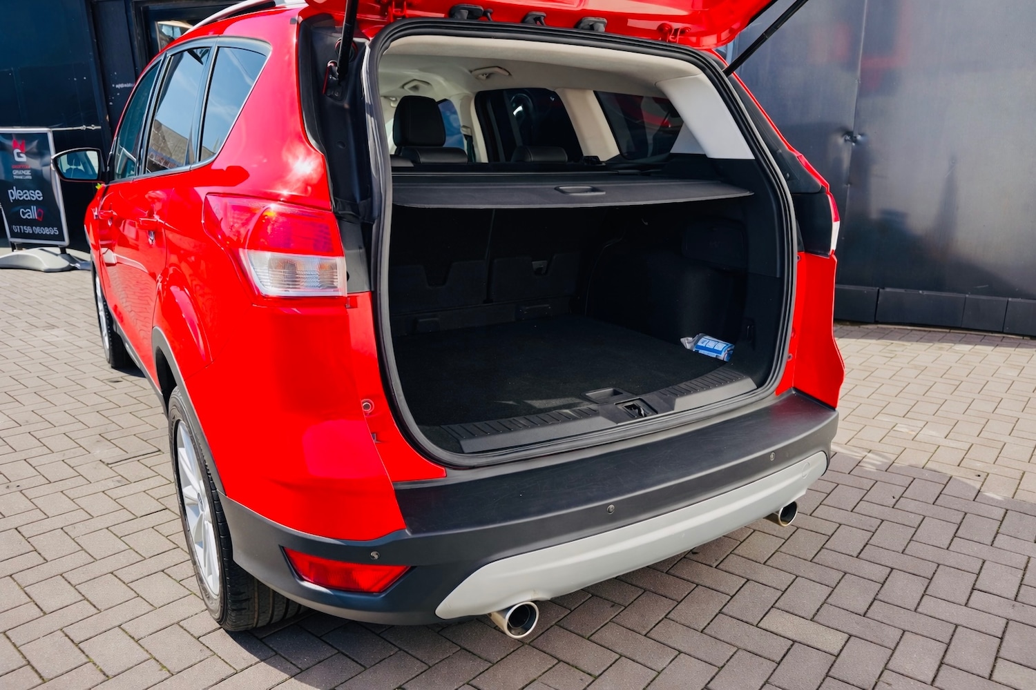 Used Ford Kuga 2015 for sale - 78107920: Photo 2