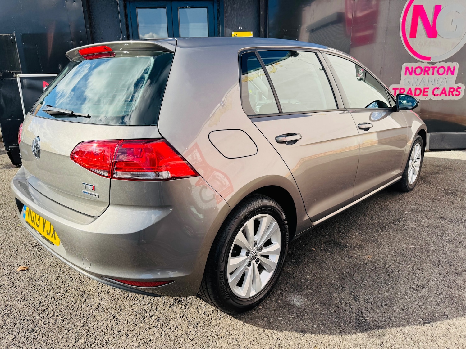 Used Volkswagen Golf 2013 for sale - 76342071: Photo 20