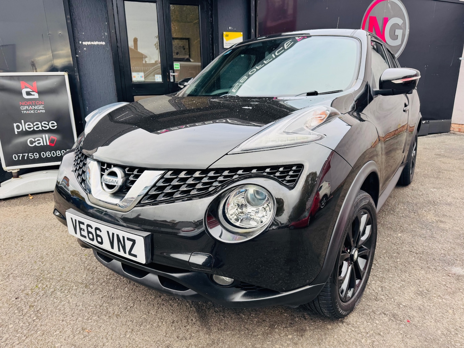 Used Nissan Juke 2016 for sale - 76170910: Photo 2