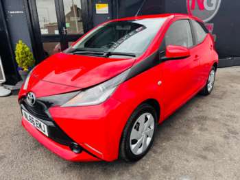2016 (66) - 1.0 VVT-i X-Play 5dr