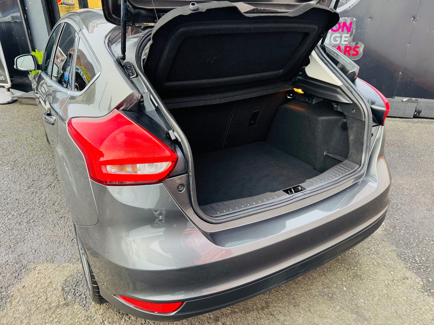 Used Ford Focus 2016 for sale - 76982929: Photo 12