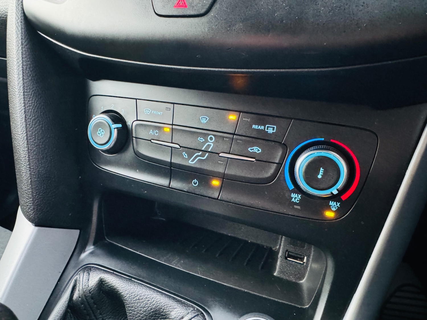 Used Ford Focus 2016 for sale - 76982929: Photo 18