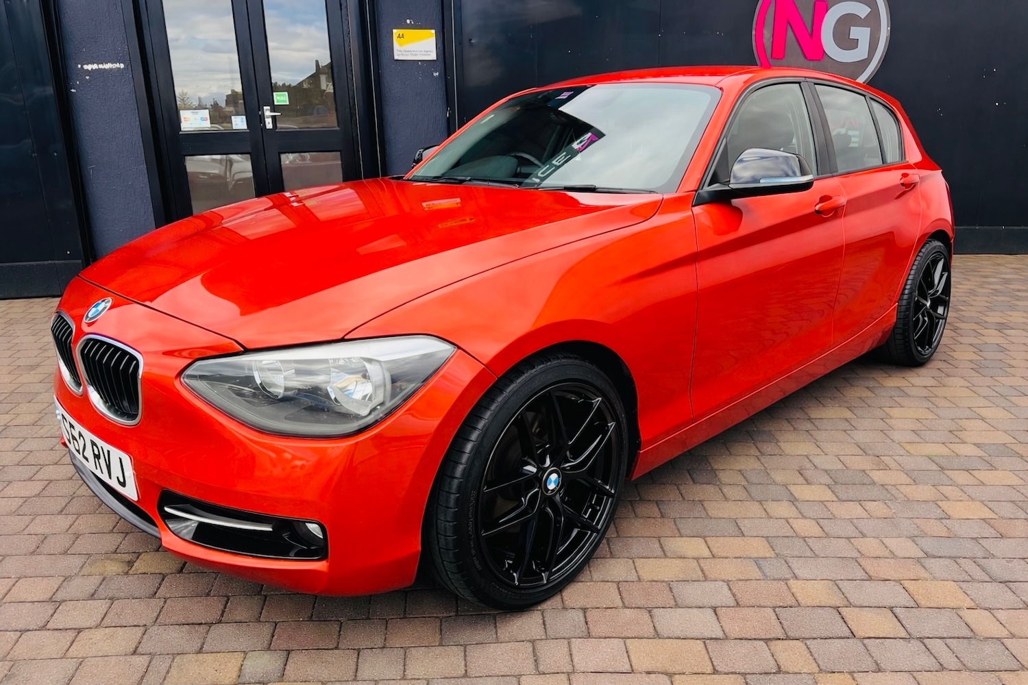 Used BMW 1 Series 2012 for sale - 77815324: Photo 2