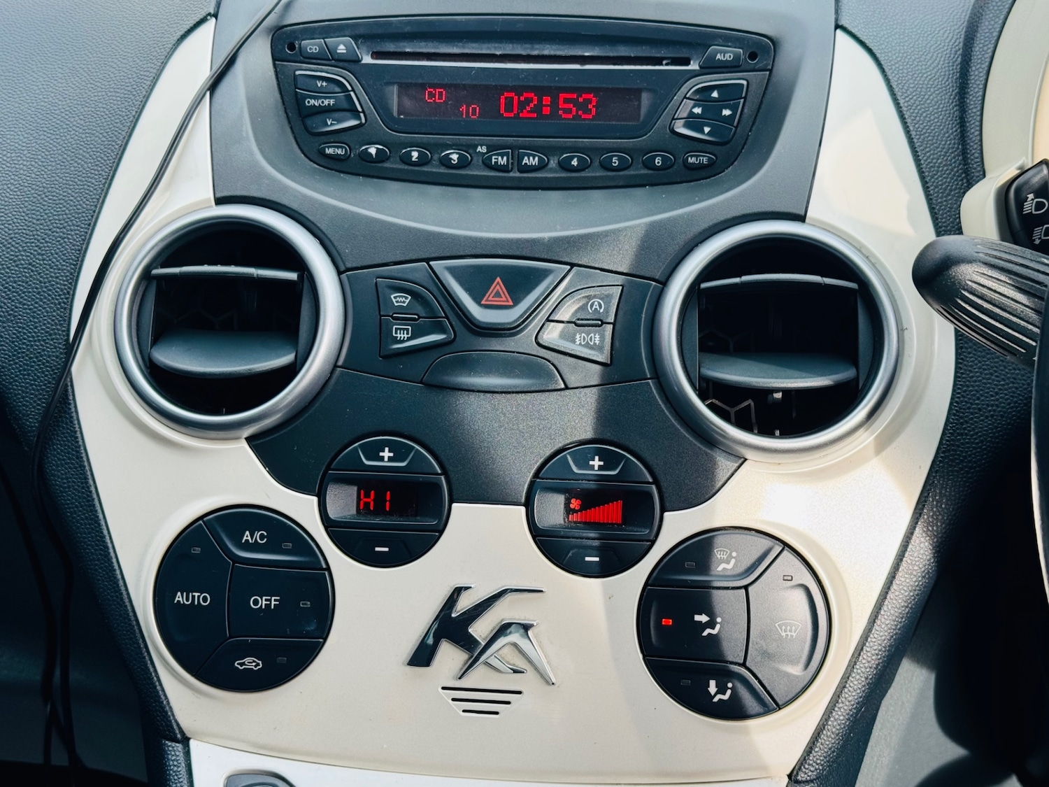 Used Ford Ka 2012 for sale - 77640418: Photo 15