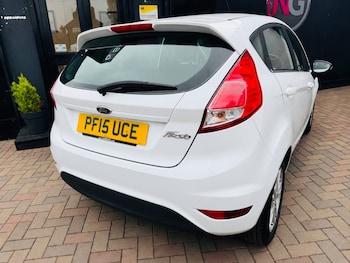 Used Ford Fiesta 2015 for sale - 79240087: Photo