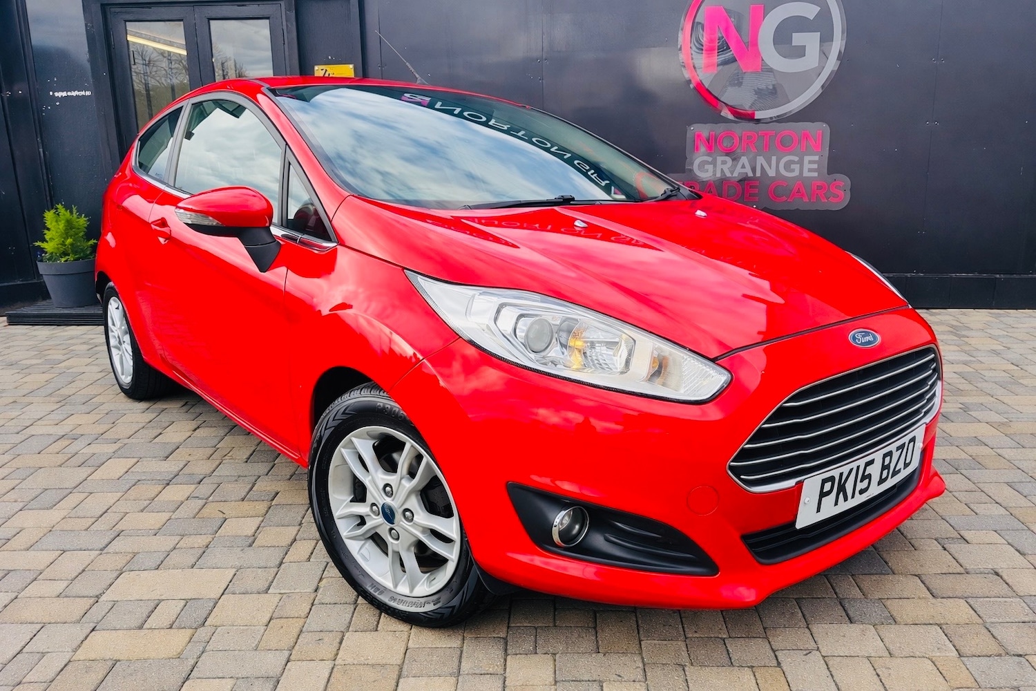 Used Ford Fiesta 2015 for sale - 77592016: Photo 5