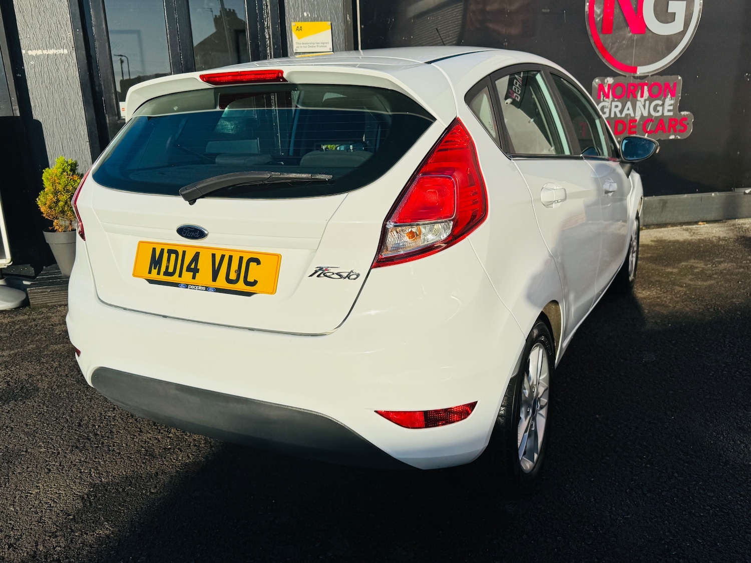 Used Ford Fiesta 2014 for sale - 76341120: Photo 15