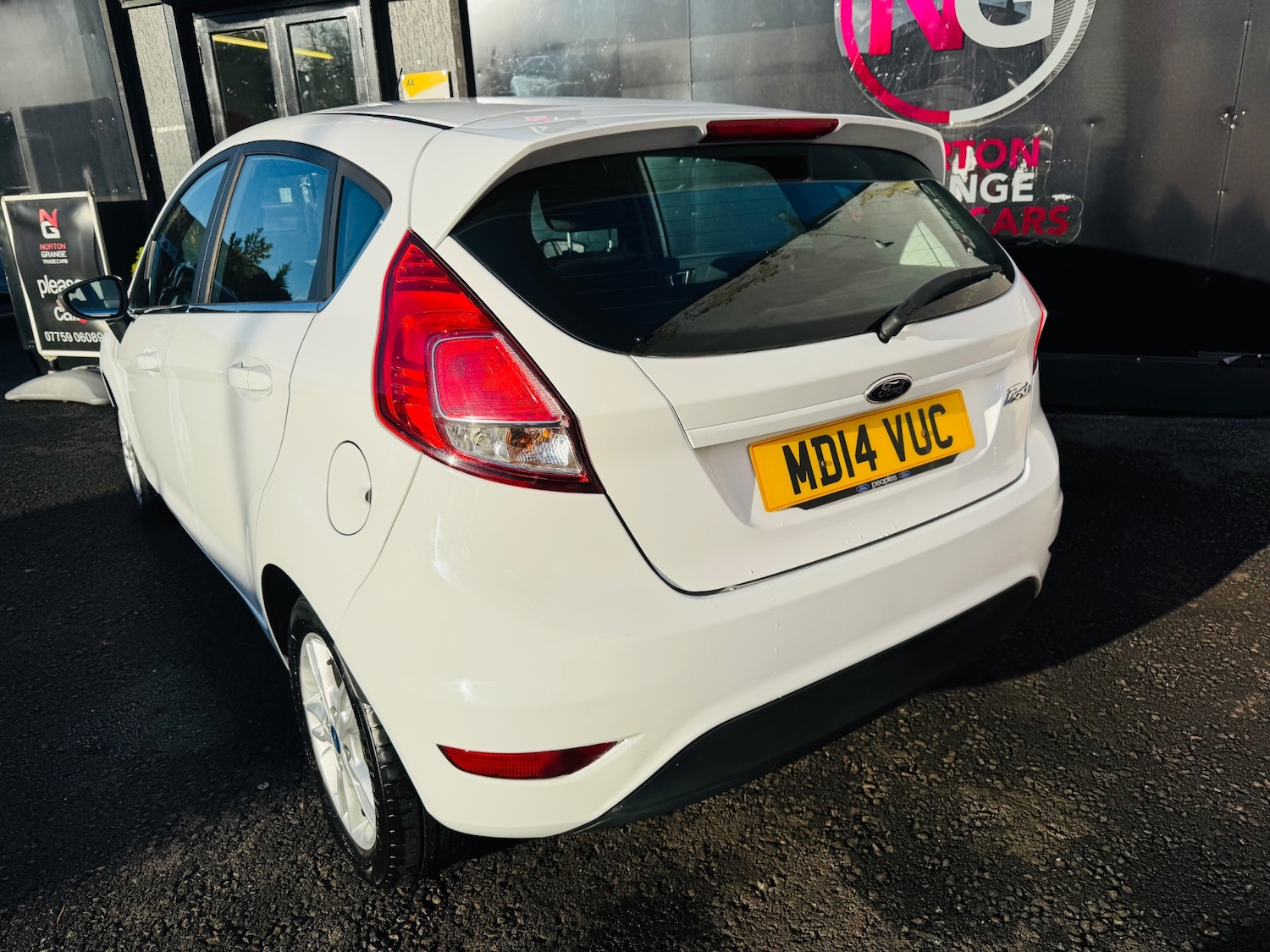 Used Ford Fiesta 2014 for sale - 76341120: Photo 7