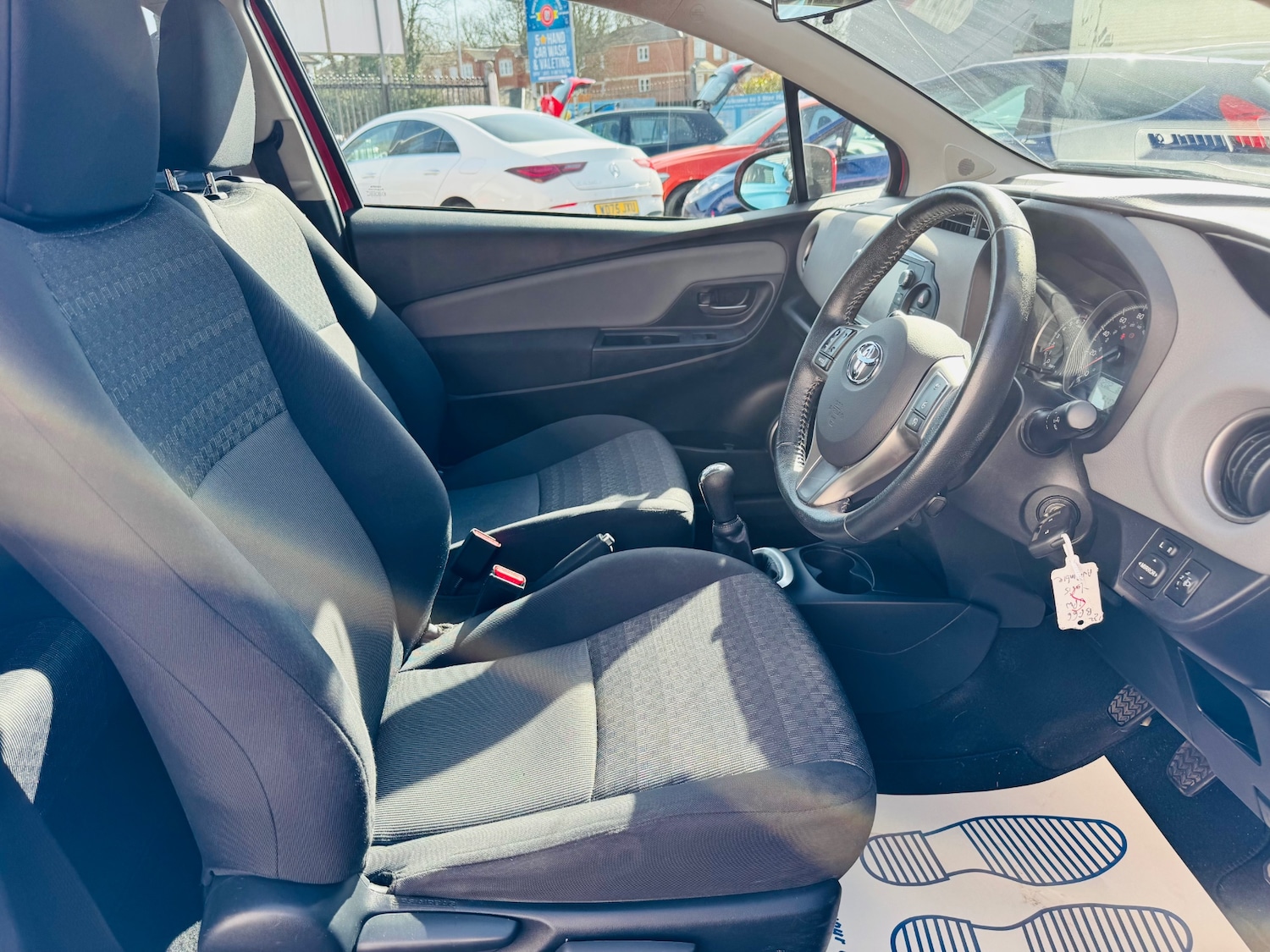 Used Toyota Yaris 2016 for sale - 77945274: Photo 14