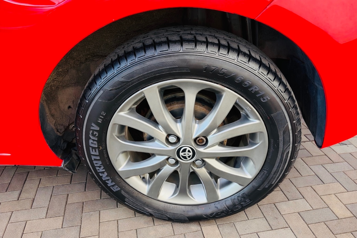 Used Toyota Yaris 2016 for sale - 77945274: Photo 7