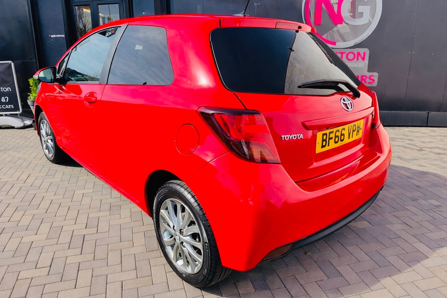 Used Toyota Yaris 2016 for sale - 77945274: Photo 8