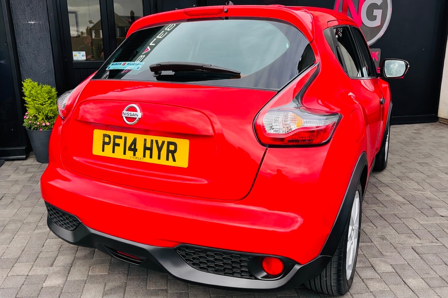 Used Nissan Juke 2014 for sale - 77845052: Photo 2