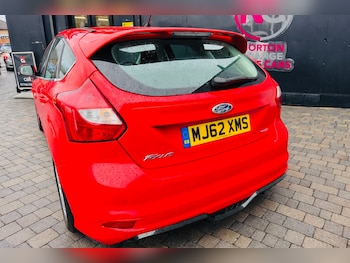 Used Ford Focus 2012 for sale - 77541234: Photo