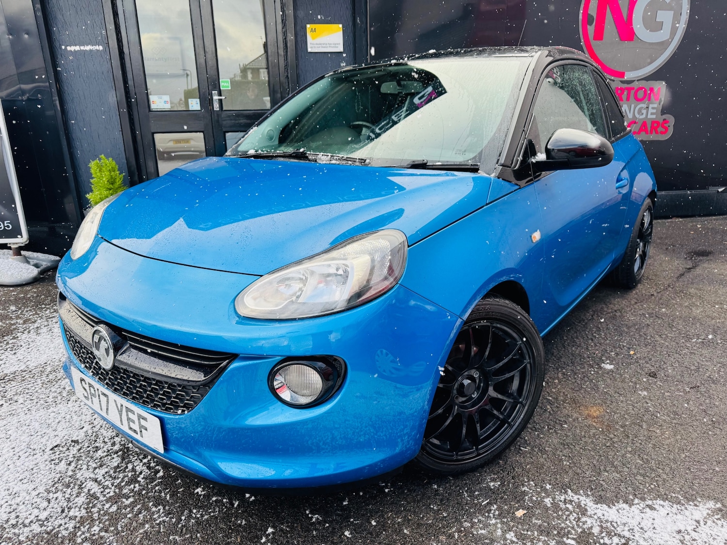 Used Vauxhall ADAM 2017 for sale - 77093969: Photo 2