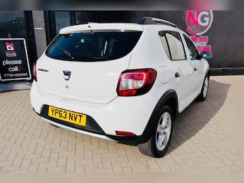 Used Dacia Sandero Stepway 2013 for sale - 77557025: Photo