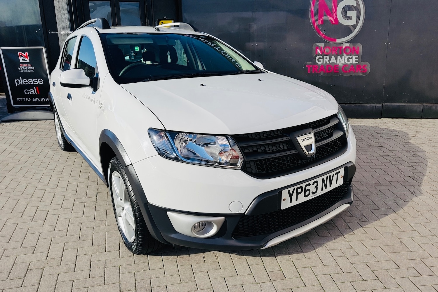 Used Dacia Sandero Stepway 2013 for sale - 77557025: Photo 5