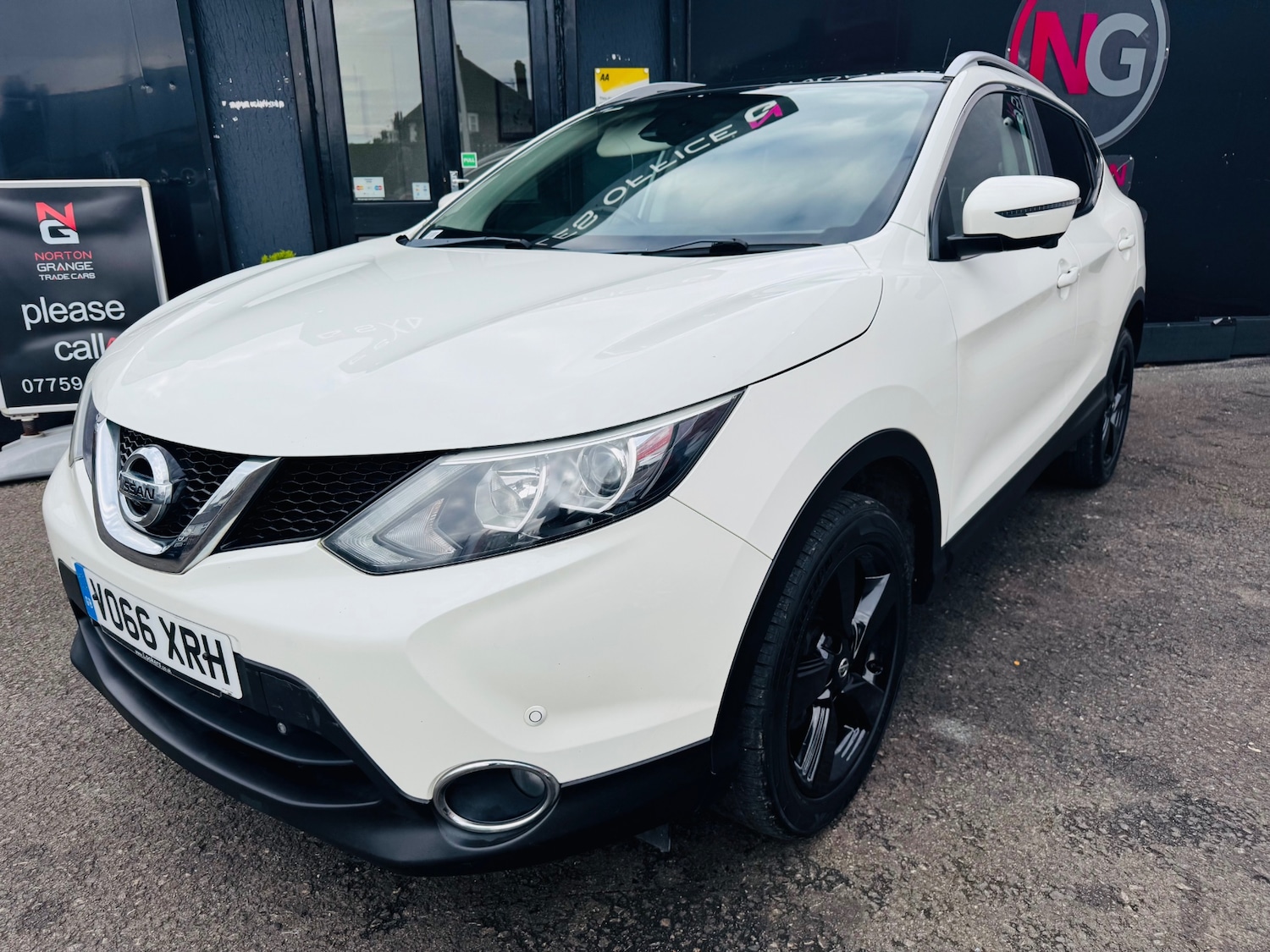 Used Nissan Qashqai 2016 for sale - 76505557: Photo 1