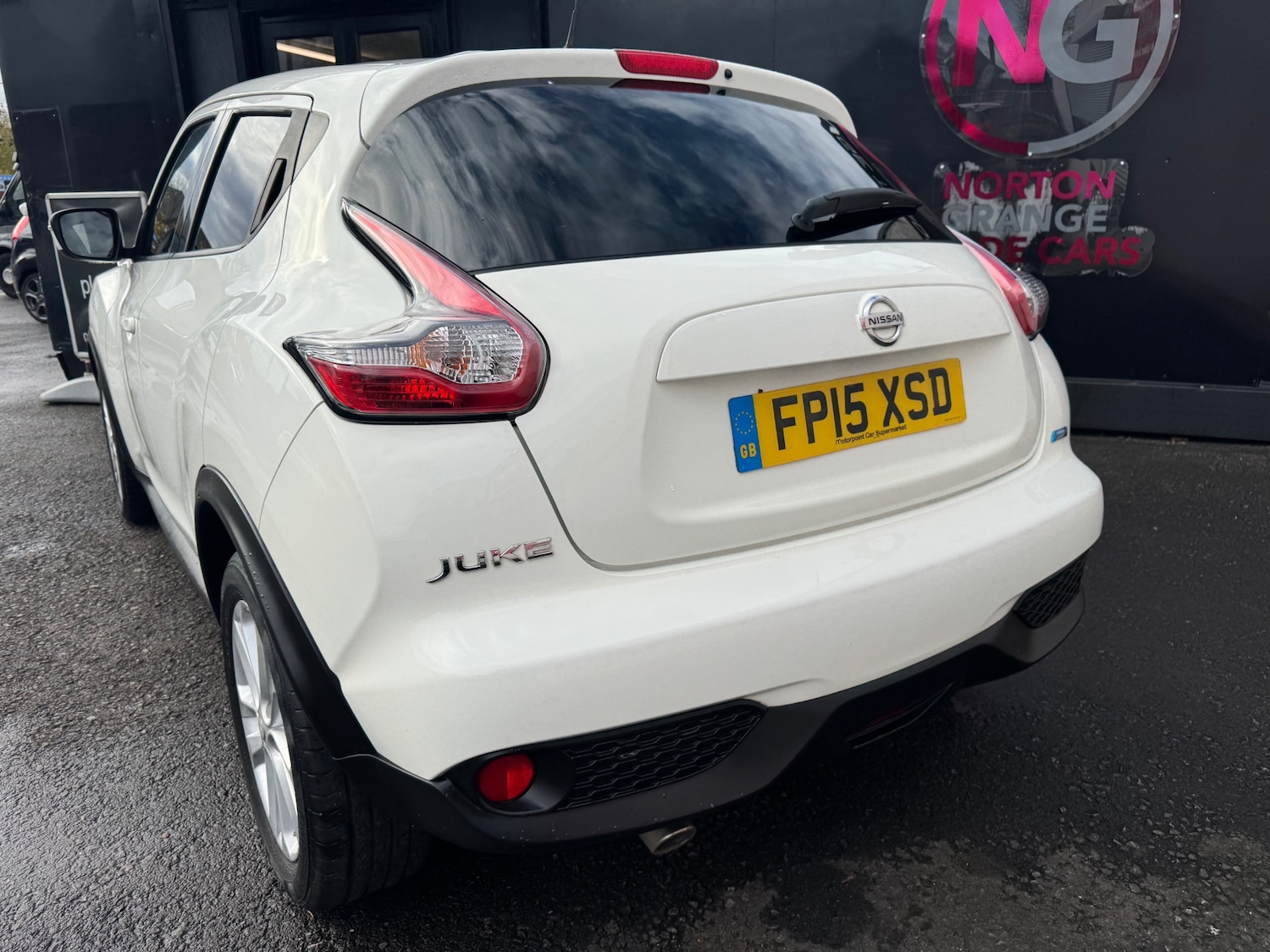 Used Nissan Juke 2015 for sale - 76330951: Photo 3