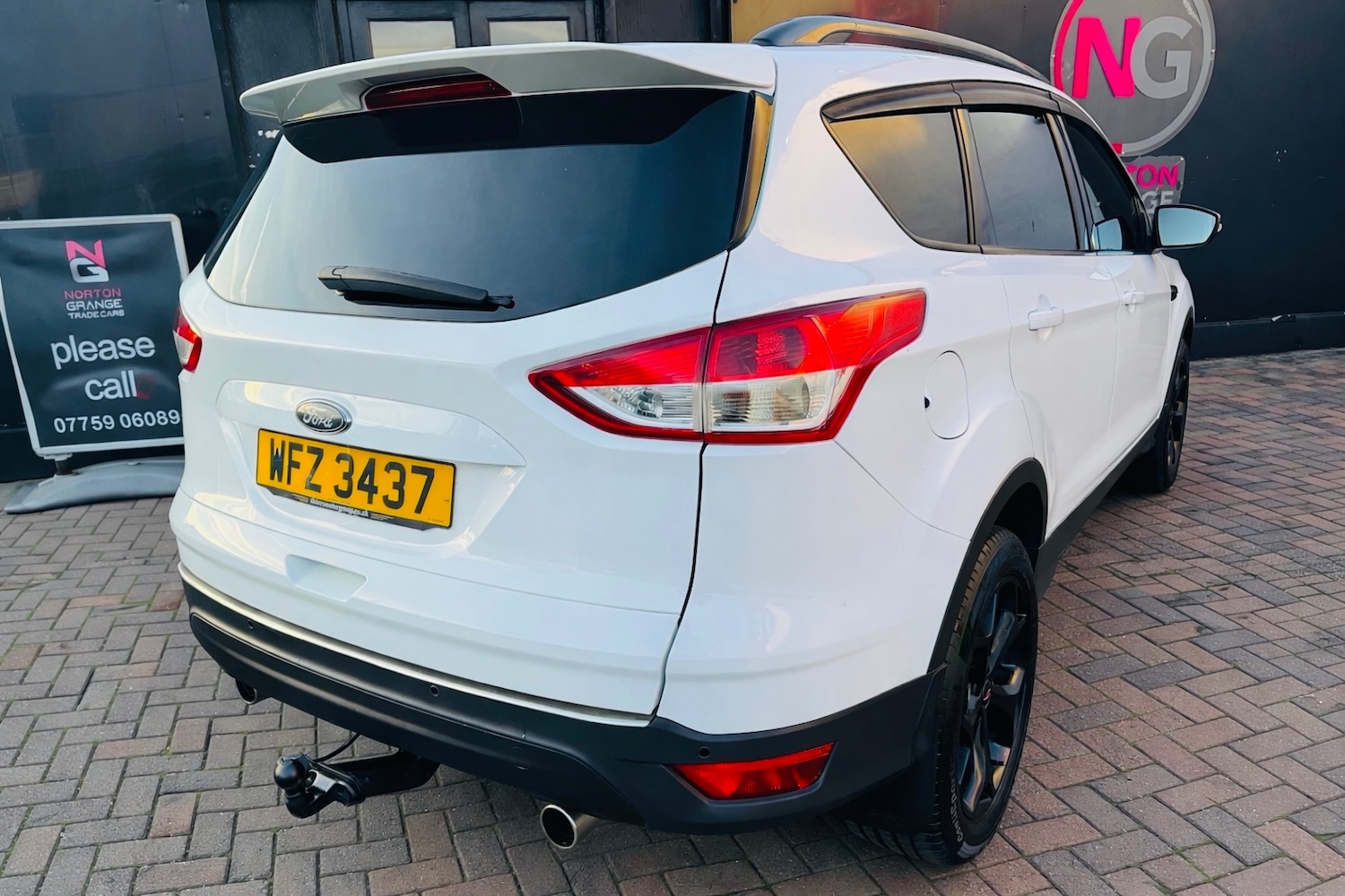 Used Ford Kuga 2015 for sale - 77137207: Photo 2