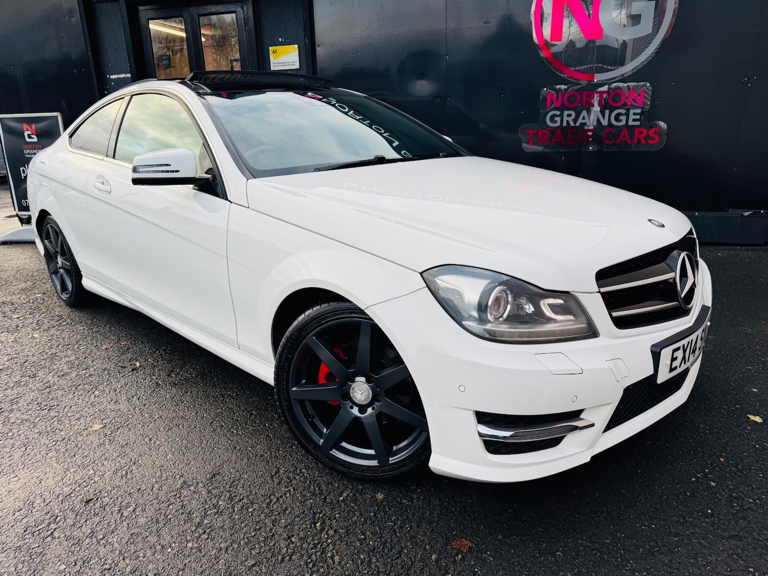 Used Mercedes-Benz C Class 2014 for sale - 76614288: Photo 11