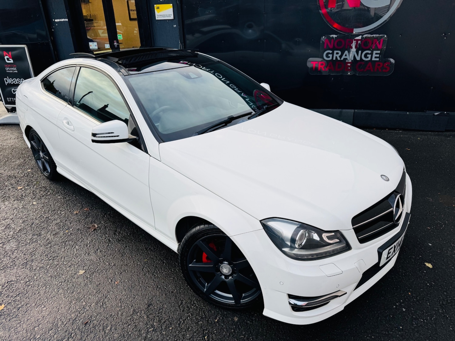 Used Mercedes-Benz C Class 2014 for sale - 76614288: Photo 14