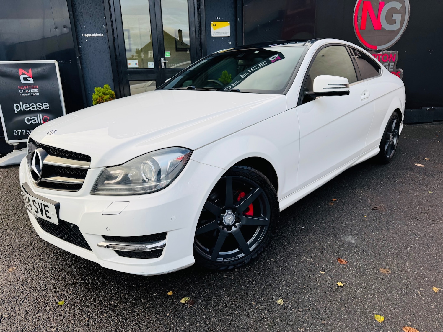 Used Mercedes-Benz C Class 2014 for sale - 76614288: Photo 5