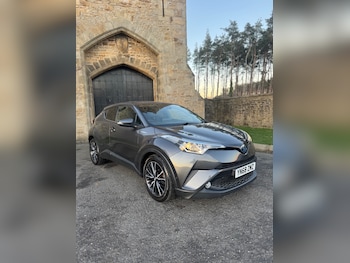 Used Toyota C-HR 2018 for sale - 78659253: Photo