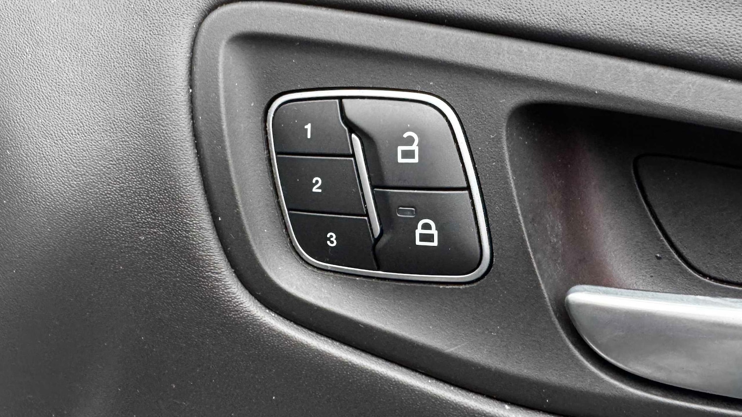 Used Ford Kuga 2019 for sale - 77795601: Photo 24