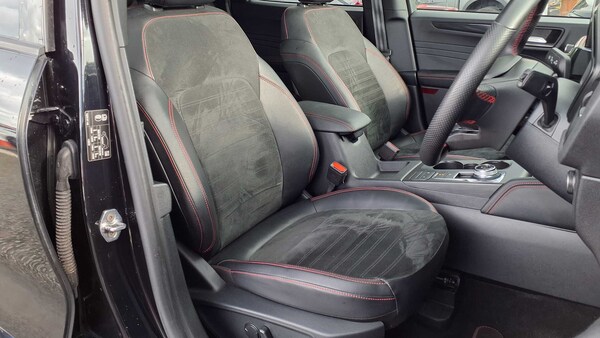 Used Ford Kuga 2023 for sale - 76316115: Photo 29