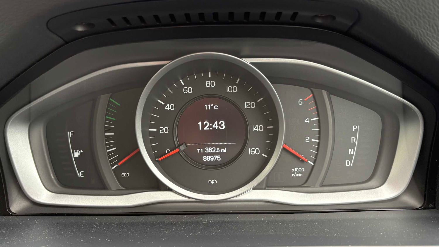 Used Volvo V60 2014 for sale - 77913931: Photo 21