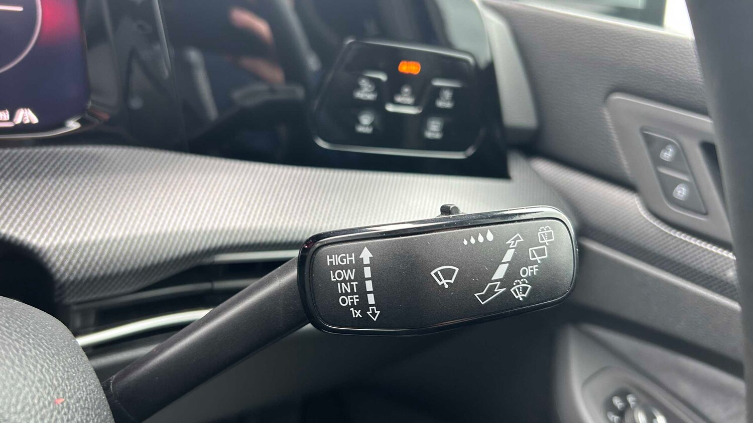 Used Volkswagen Golf 2025 for sale - 77827337: Photo 27