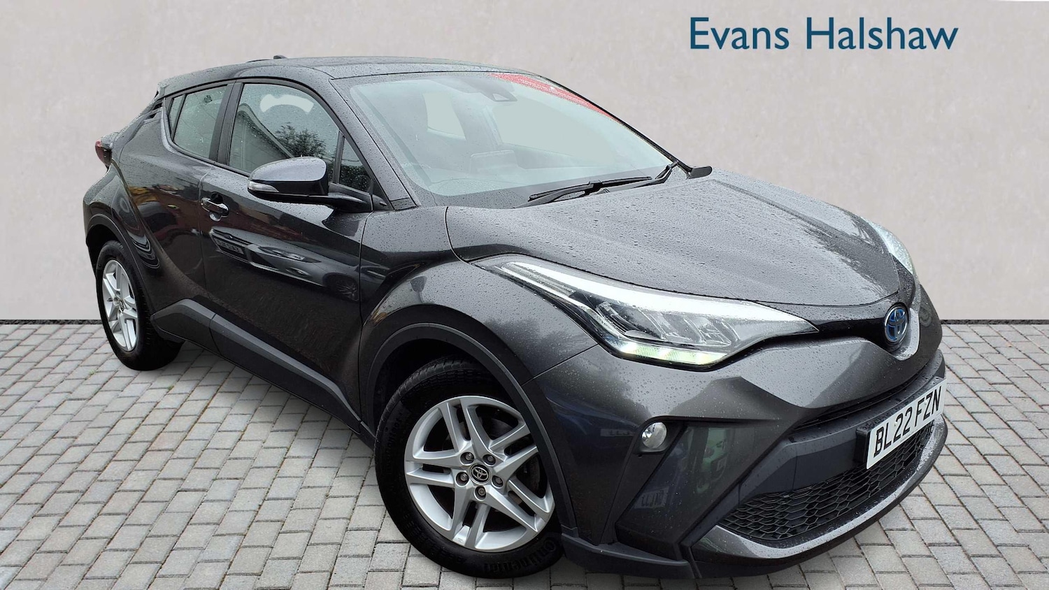 Used Toyota C-HR 2022 for sale - 76553055: Photo 1