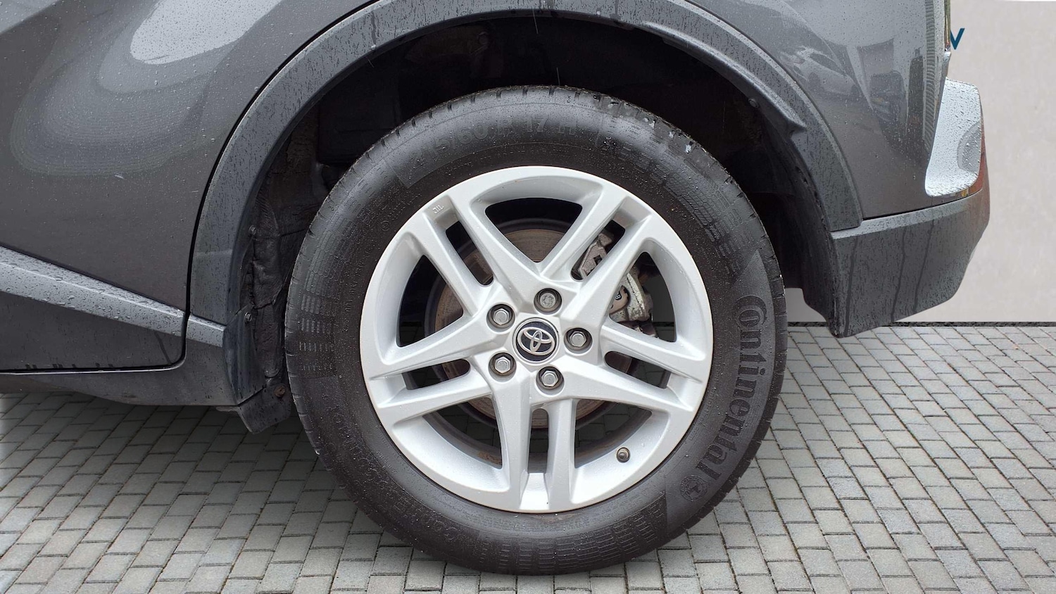 Used Toyota C-HR 2022 for sale - 76553055: Photo 11