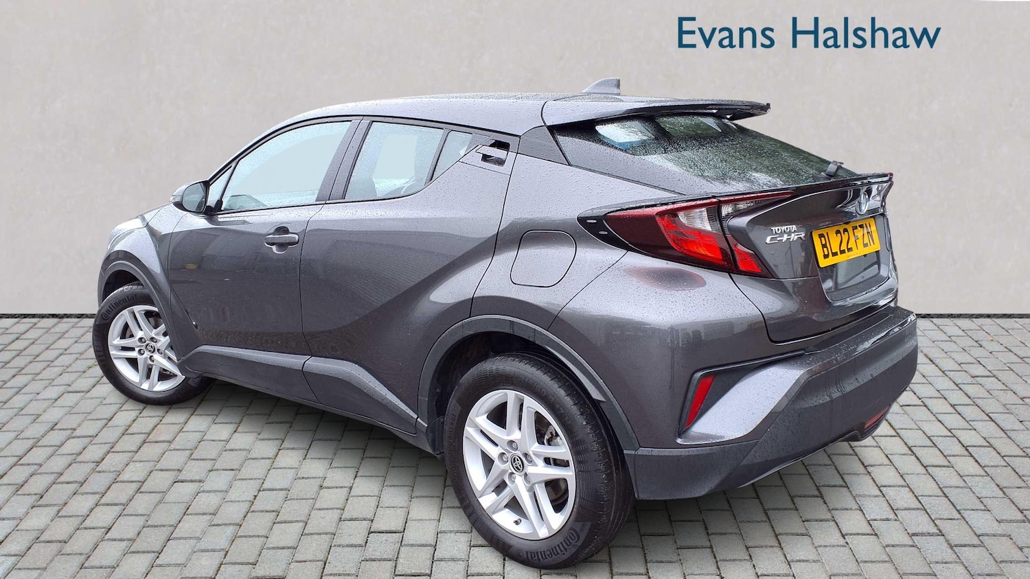 Used Toyota C-HR 2022 for sale - 76553055: Photo 2