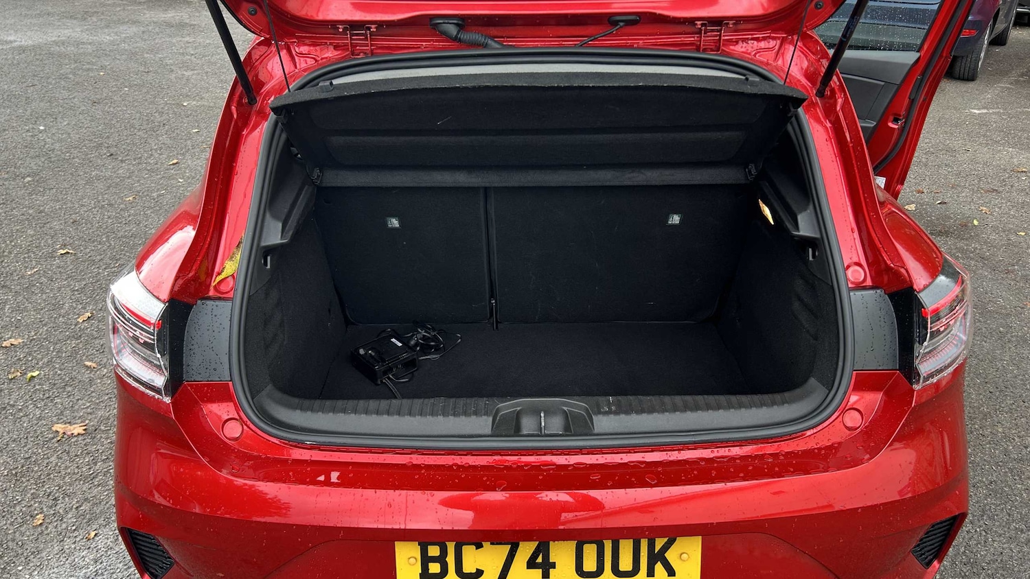 Used Renault Clio 2025 for sale - 76329282: Photo 12