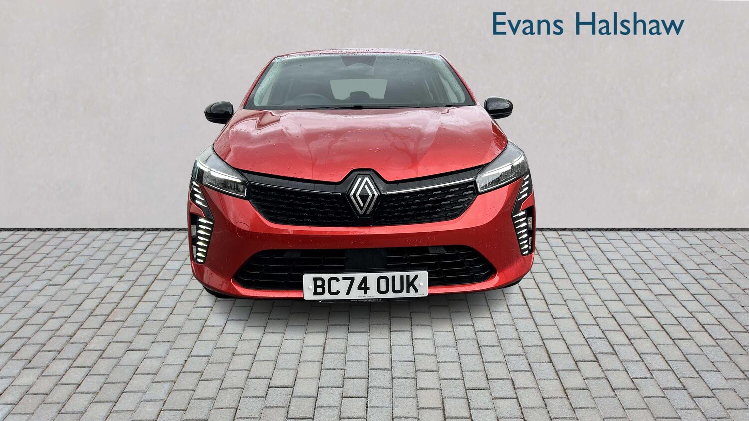 Used Renault Clio 2025 for sale - 76329282: Photo 6