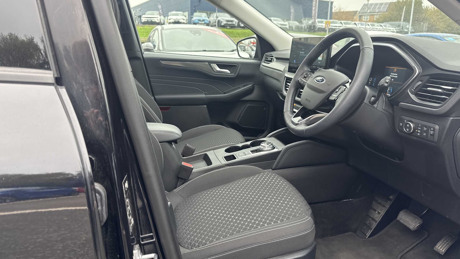 Used Ford Kuga 2024 for sale - 76523959: Photo 20